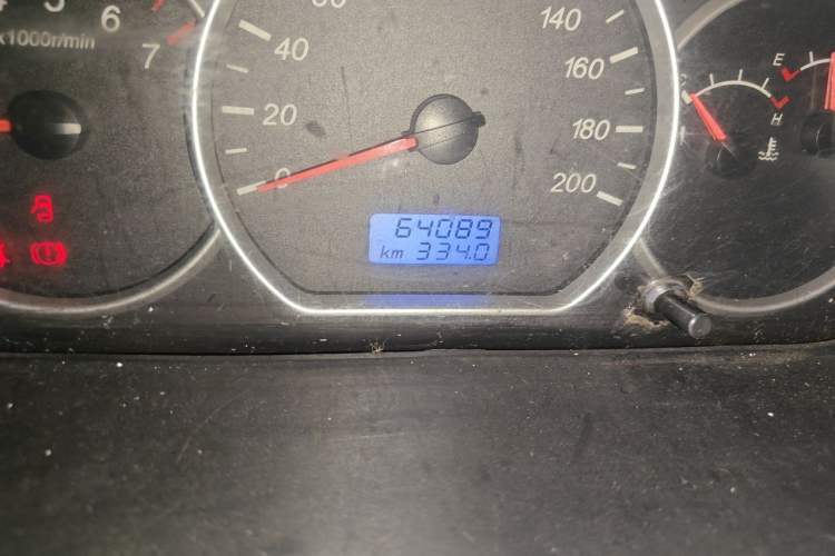 Used Wuling Hongguang 2014 1.5L S Standard Version Odometer Close Up