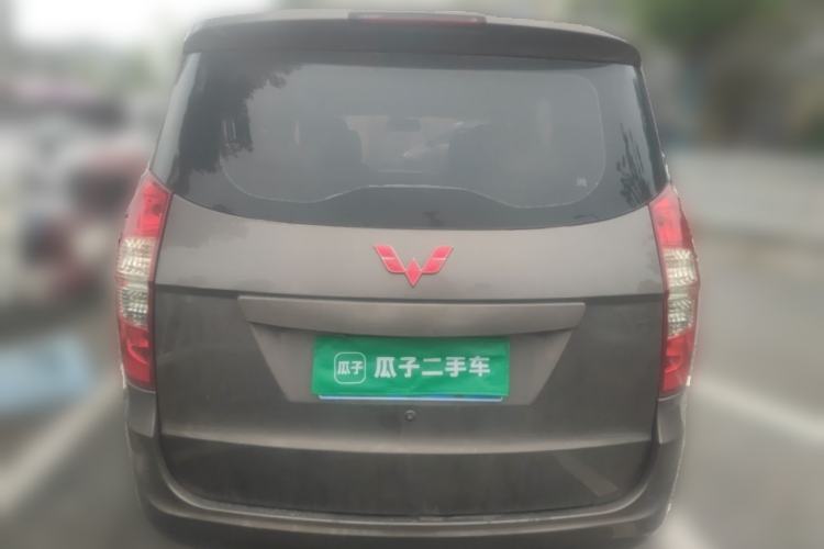 Used Wuling Hongguang 2014 1.5L S Standard Version Rear