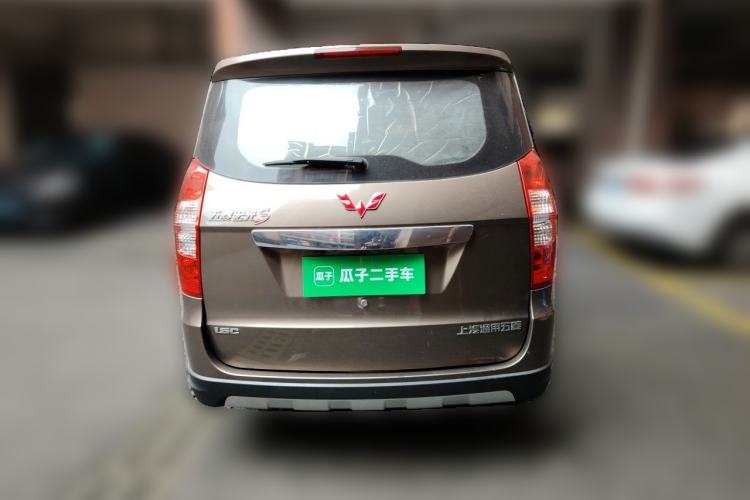 Used Wuling Hongguang 2014 1.5L Standard Version Rear