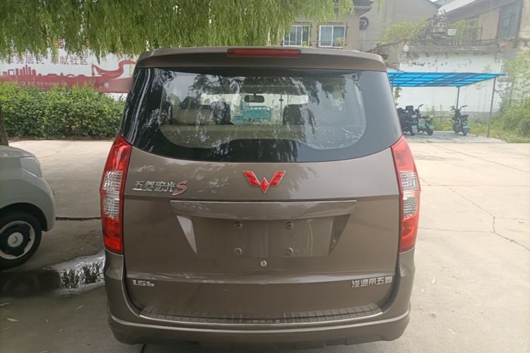 Used Wuling Hongguang 2014 1.5L S Standard Version Rear