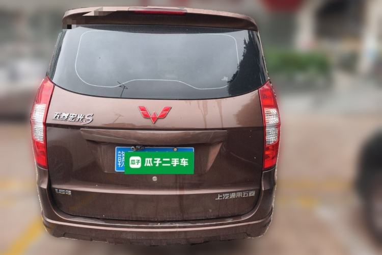 Used Wuling Hongguang 2014 1.5L S Standard Version Rear