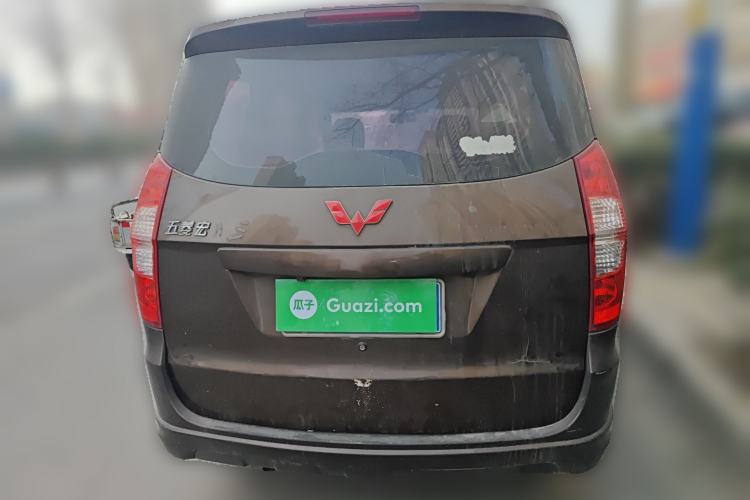 Used Wuling Hongguang 2014 1.5L S Standard Version Rear