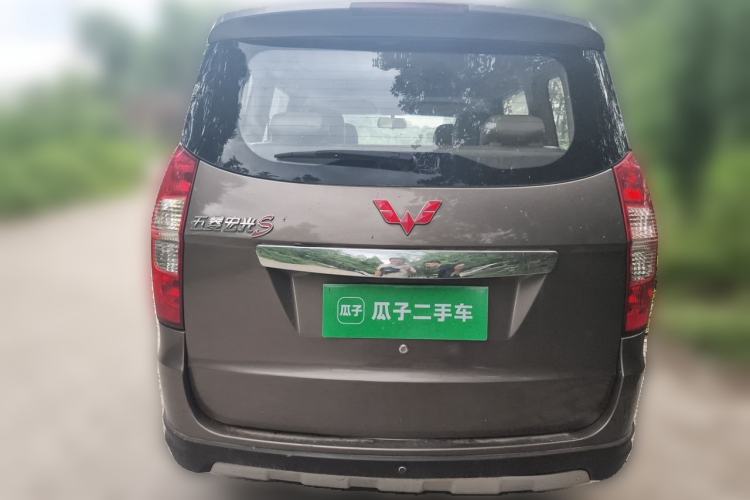 Used Wuling Hongguang 2014 1.5L S Comfort Model Rear