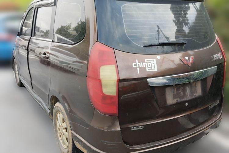 Used Wuling Hongguang 2014 1.5L S Comfort Model Rear Left 45 Deg