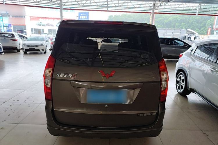 Used Wuling Hongguang 2014 1.5L S Standard Version Rear