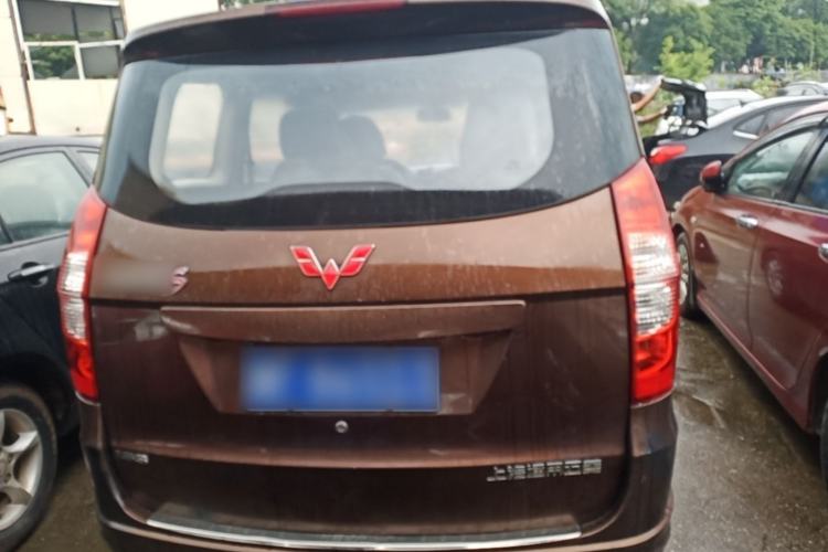 Used Wuling Hongguang 2014 1.5L S Standard Version Rear