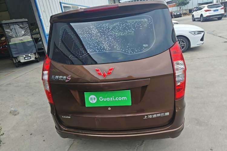 Used Wuling Hongguang 2014 1.5L S Standard Version Rear