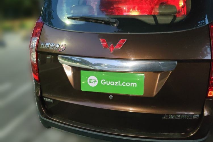 Used Wuling Hongguang 2014 1.5L S Luxury Model Rear