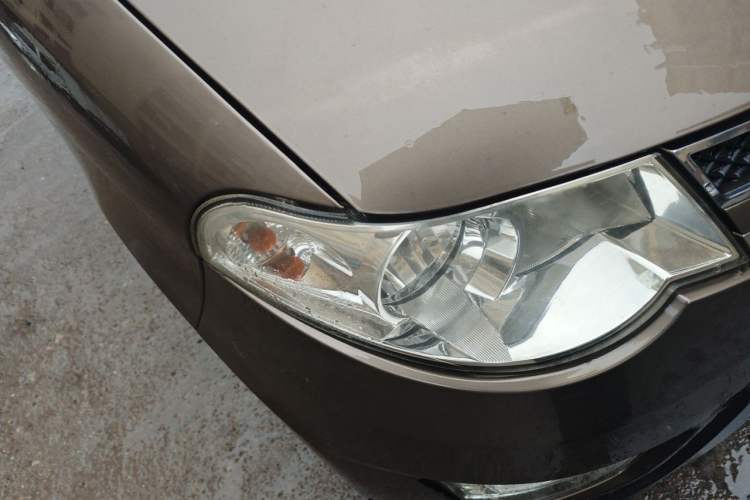 Used Wuling Hongguang 2014 1.2L S Comfort Model China IV Right Front Headlight