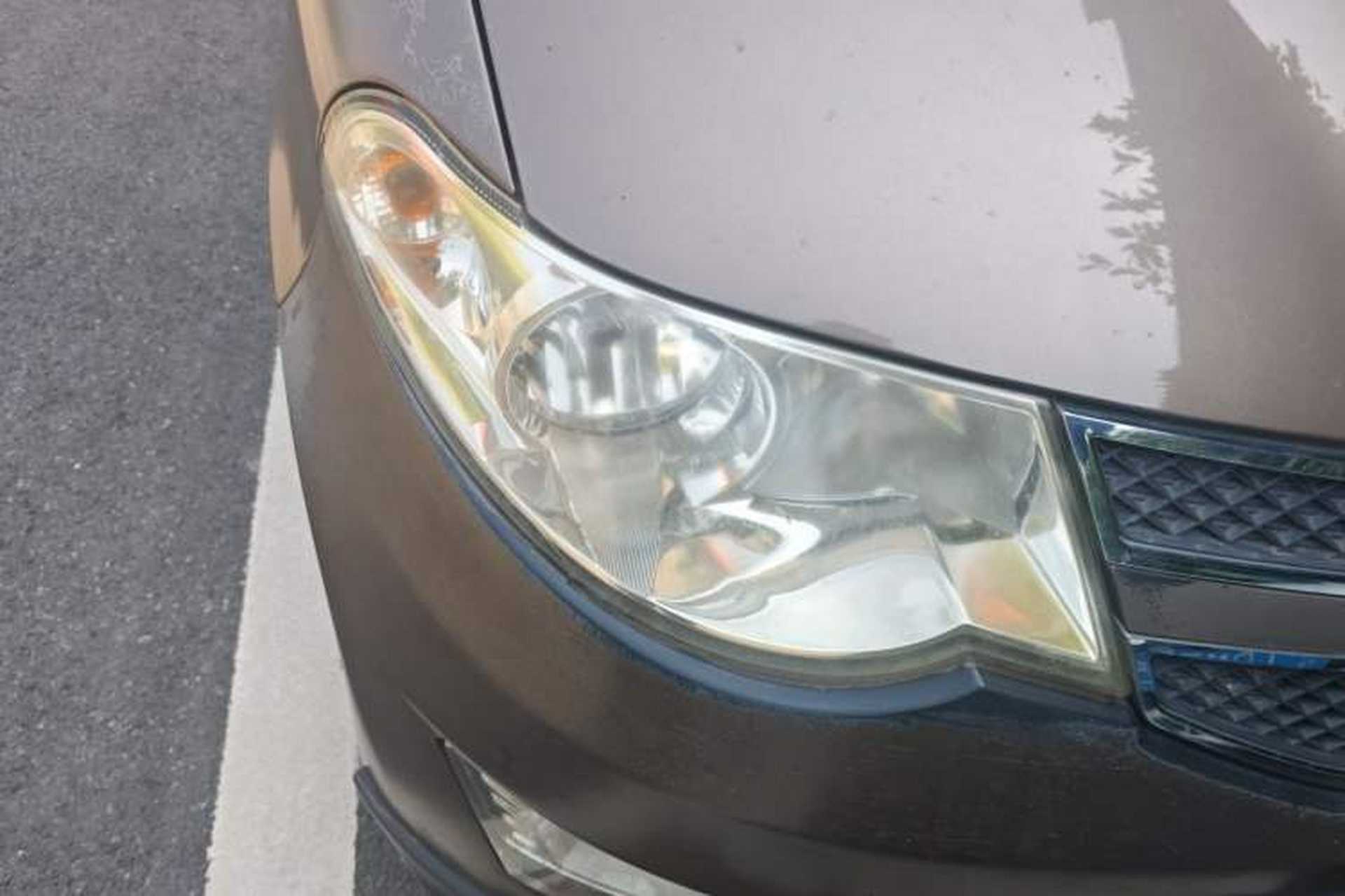 Used Wuling Hongguang 2014 1.5L S Comfort Model Right Front Headlight