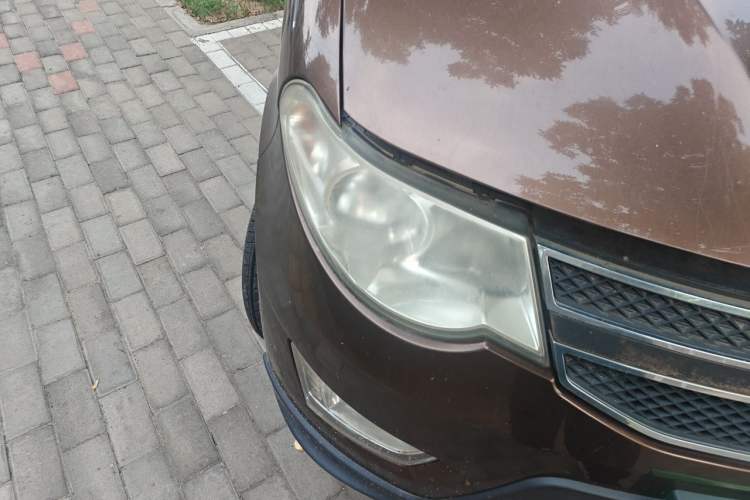 Used Wuling Hongguang 2014 1.2L S Standard Version China IV Standard Right Front Headlight
