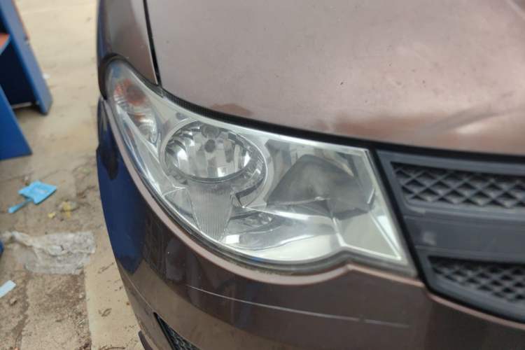 Used Wuling Hongguang 2014 1.2L Base Model China IV Right Front Headlight