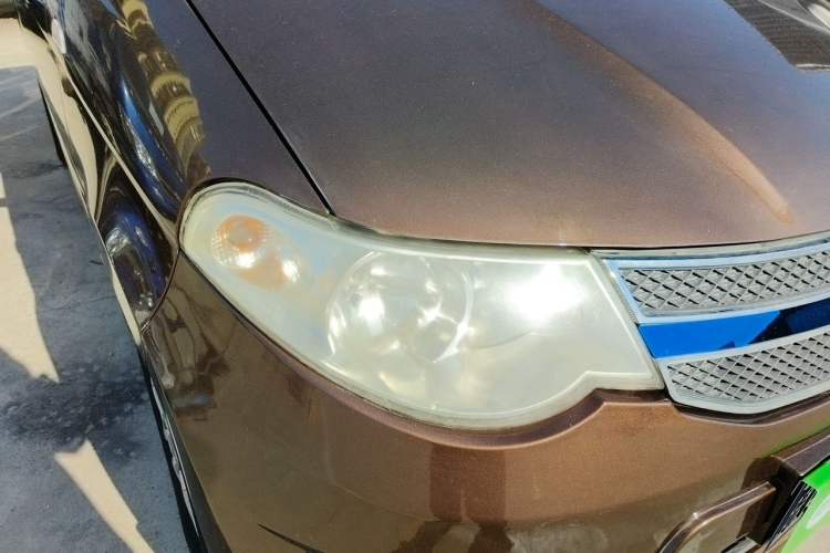 Used Wuling Hongguang 2014 1.5L S Standard Version Right Front Headlight
