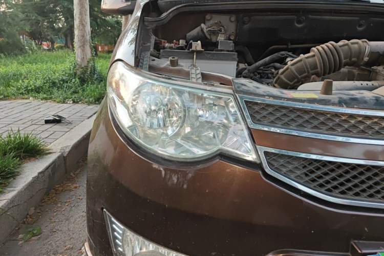 Used Wuling Hongguang 2014 1.5L S Standard Version Right Front Headlight