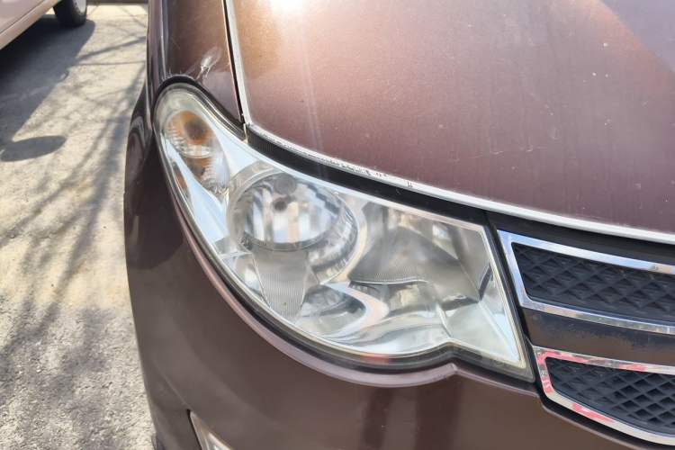 Used Wuling Hongguang 2014 1.5L S Comfort Model Right Front Headlight