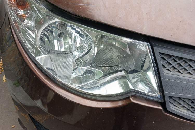 Used Wuling Hongguang 2014 1.2L Base Model China IV Right Front Headlight