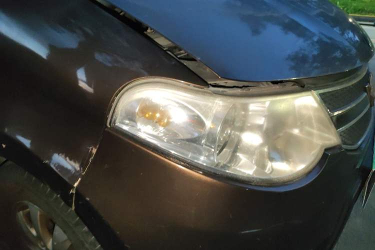 Used Wuling Hongguang 2014 1.5L S Luxury Model Right Front Headlight