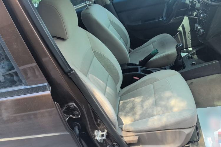 Used Wuling Hongguang 2014 1.5L S Standard Version Right Front Seat