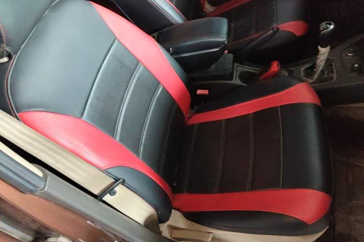 Used Wuling Hongguang 2014 1.5L S Standard Version Right Front Seat