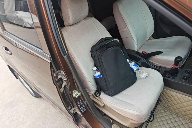 Used Wuling Hongguang 2014 1.5L S Standard Version Right Front Seat