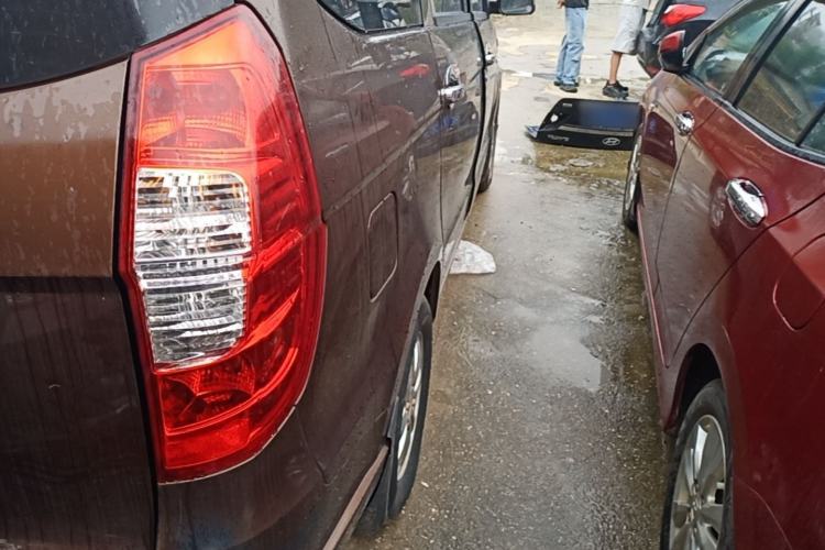 Used Wuling Hongguang 2014 1.5L S Standard Version Right Rear Taillight