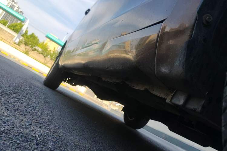 Used Wuling Hongguang 2014 1.5L S Standard Version Right Side Sill