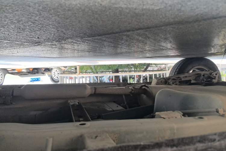 Used Wuling Hongguang 2014 1.5L S Standard Version Right Side Sill