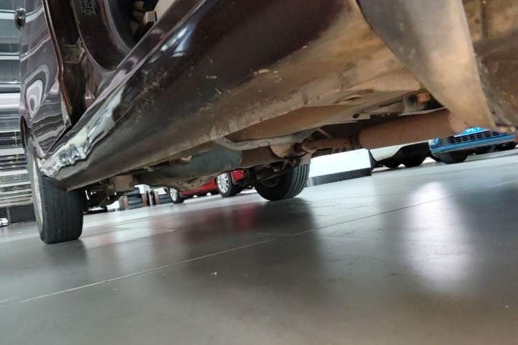 Used Wuling Hongguang 2014 1.5L S Standard Version Right Side Sill