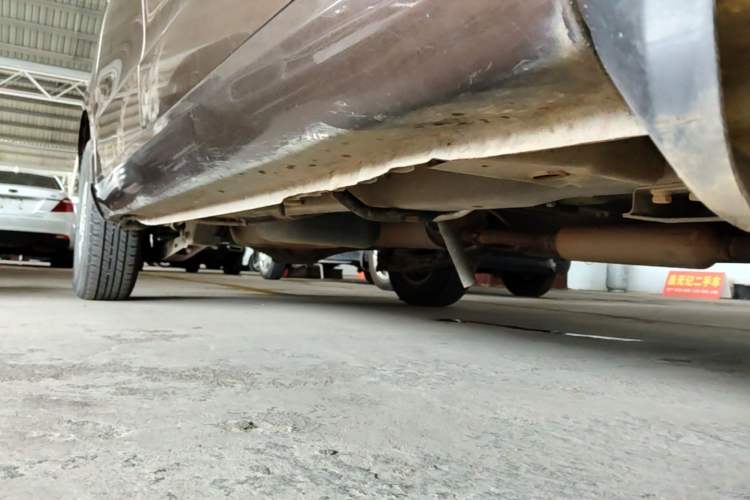 Used Wuling Hongguang 2014 1.5L S Standard Version Right Side Sill