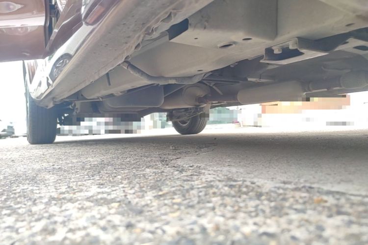 Used Wuling Hongguang 2014 1.5L S Standard Version Right Side Sill