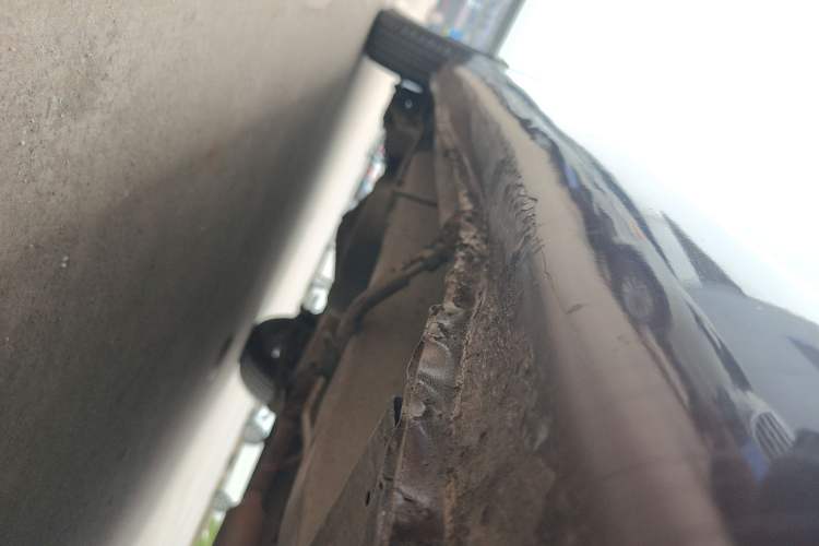 Used Wuling Hongguang 2014 1.5L S Standard Version Right Side Sill