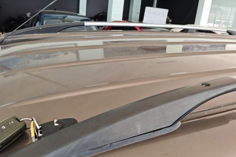 Used Wuling Hongguang 2014 1.5L S Luxury Model Roof