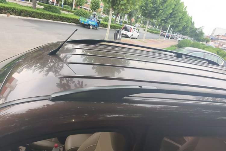 Used Wuling Hongguang 2014 1.5L S Comfort Model Roof