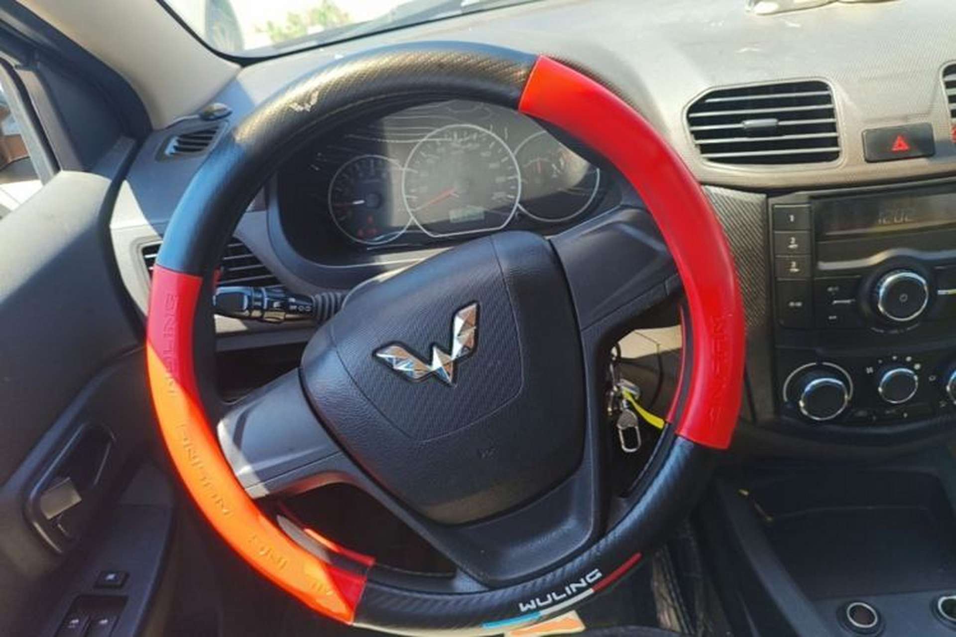 Used Wuling Hongguang 2014 1.5L S Standard Version Steering Wheel