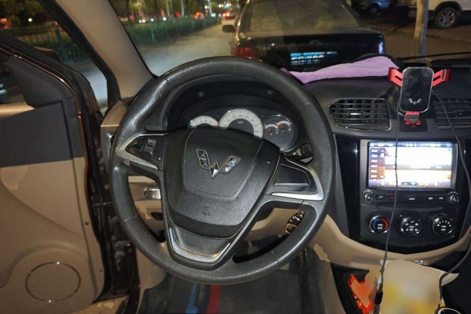 Used Wuling Hongguang 2014 1.5L S Luxury Model Steering Wheel