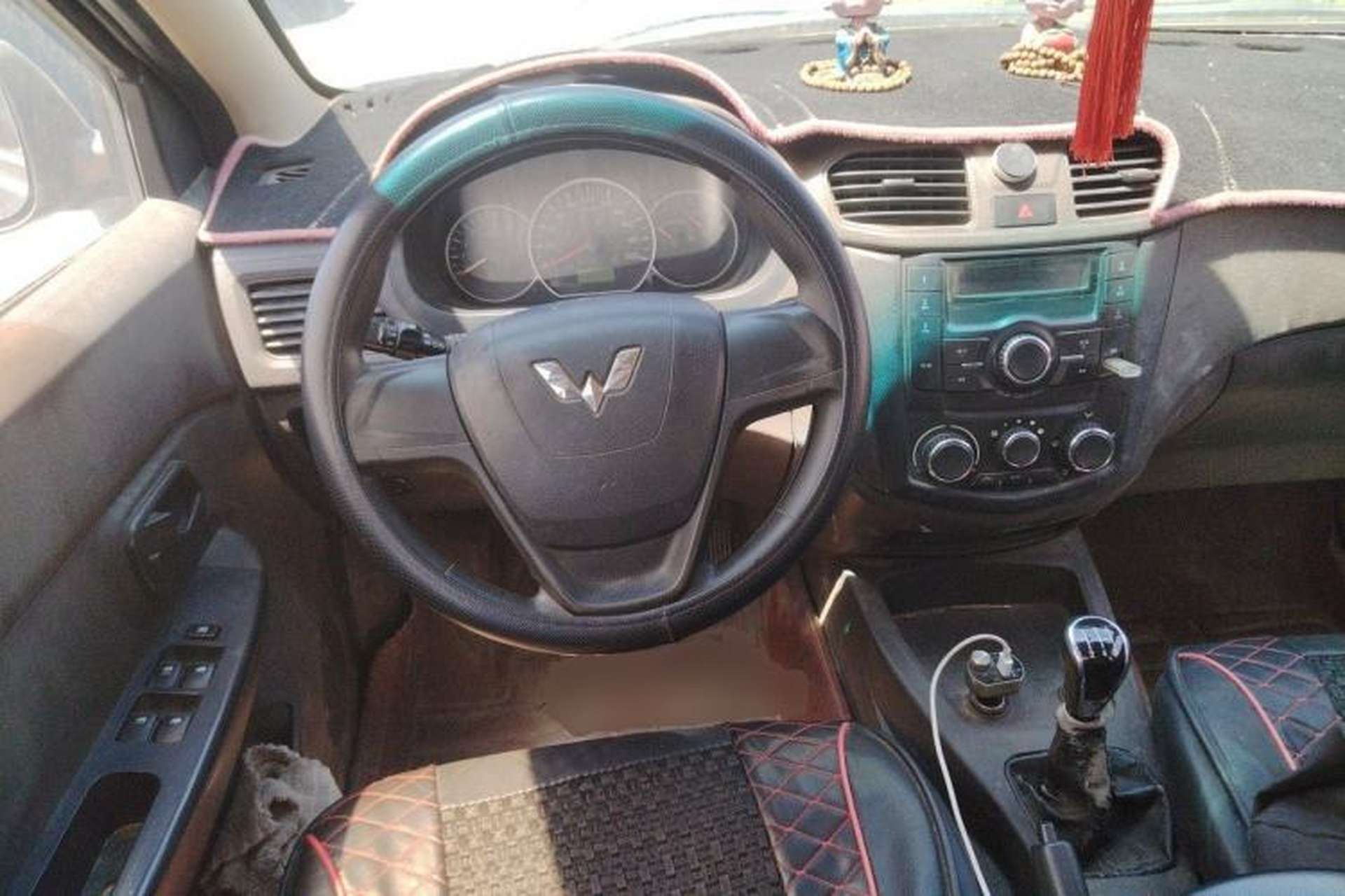 Used Wuling Hongguang 2014 1.5L S Standard Version Steering Wheel