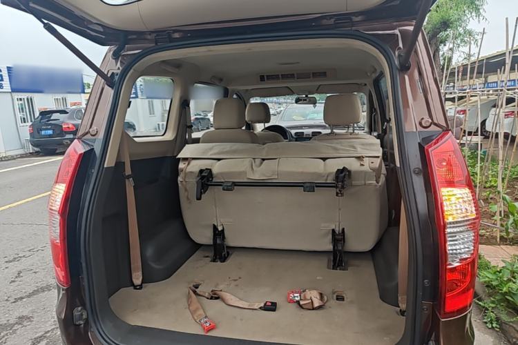 Used Wuling Hongguang 2014 1.5L S Standard Version Trunk