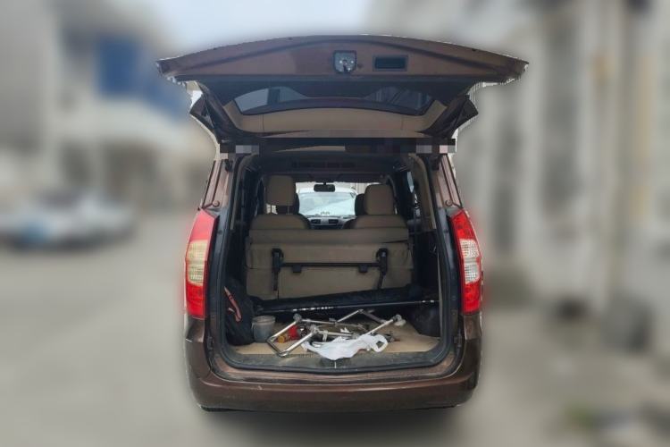 Used Wuling Hongguang 2014 1.5L S Standard Version Trunk