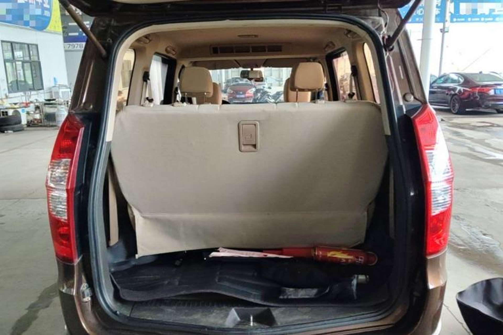 Used Wuling Hongguang 2014 1.5L S Standard Version Trunk
