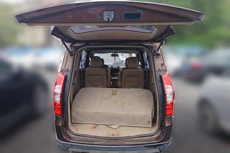 Used Wuling Hongguang 2014 1.5L S Comfort Model Trunk