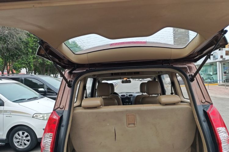 Used Wuling Hongguang 2014 1.5L S Comfort Model Trunk