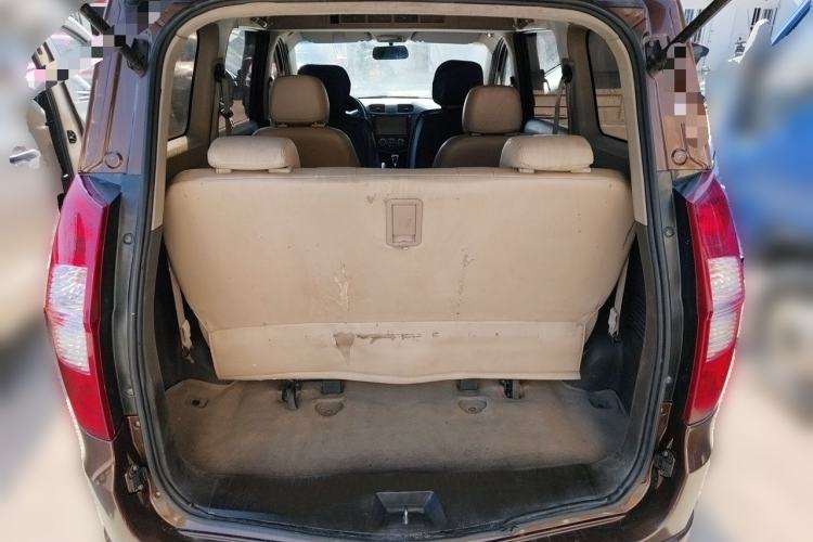 Used Wuling Hongguang 2014 1.5L S Standard Version Trunk