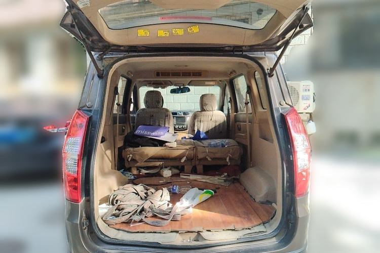 Used Wuling Hongguang 2014 1.5L S Luxury Model Trunk