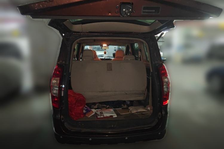 Used Wuling Hongguang 2014 1.5L S Standard Version Trunk