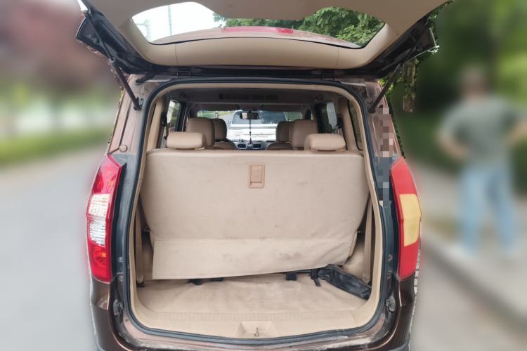 Used Wuling Hongguang 2014 1.5L S Comfort Model Trunk