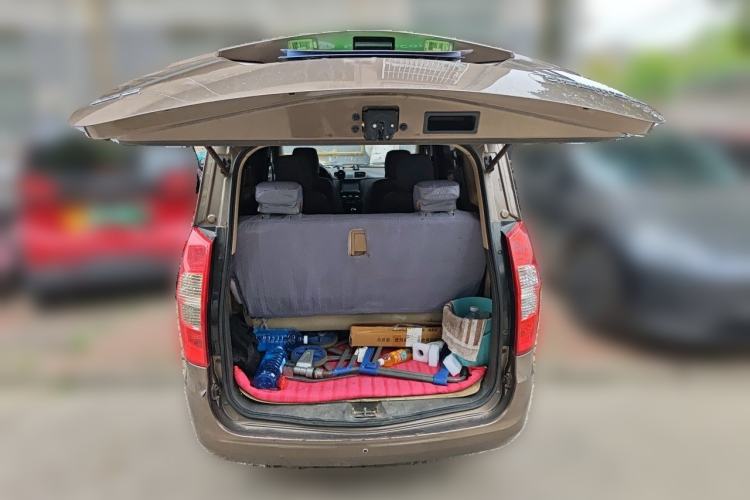 Used Wuling Hongguang 2014 1.5L S Standard Version Trunk