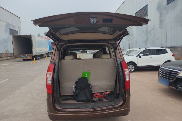 Used Wuling Hongguang 2014 1.5L S Standard Version Trunk