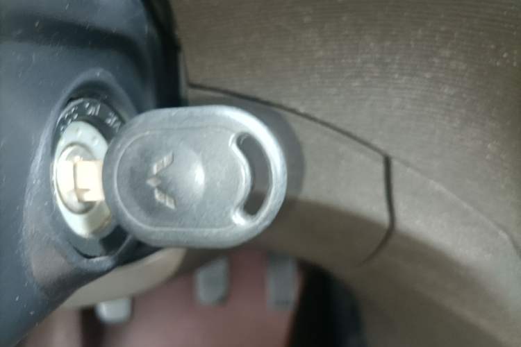 Used Wuling Hongguang 2014 1.5L S Standard Version Vehicle Key