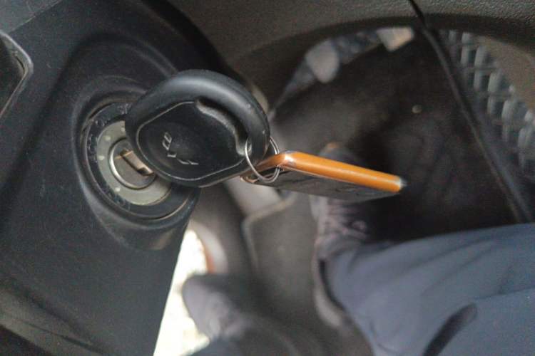 Used Wuling Hongguang 2014 1.5L S Standard Version Vehicle Key