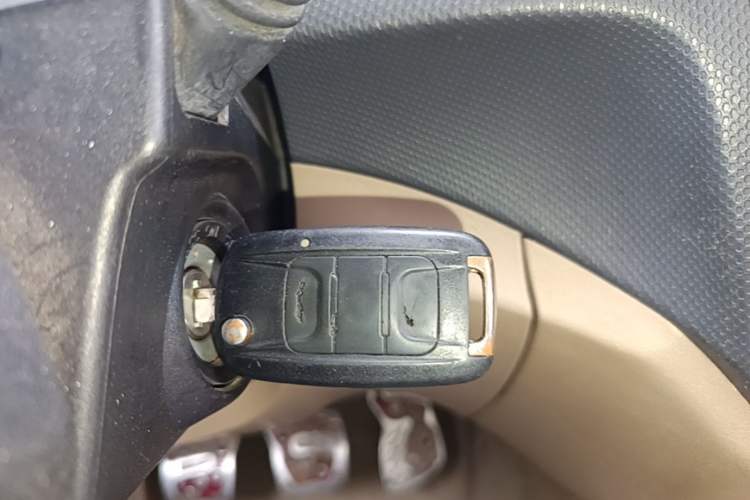 Used Wuling Hongguang 2014 1.5L S Comfort Model Vehicle Key